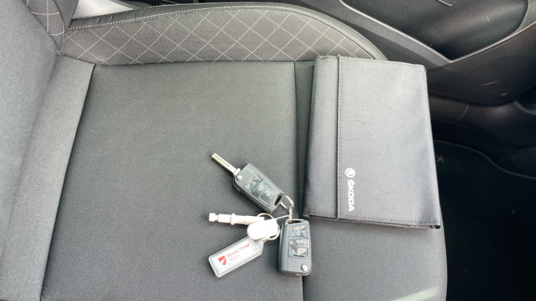 Skoda Karoq 1.0 TSI SE 5dr Petrol Estate